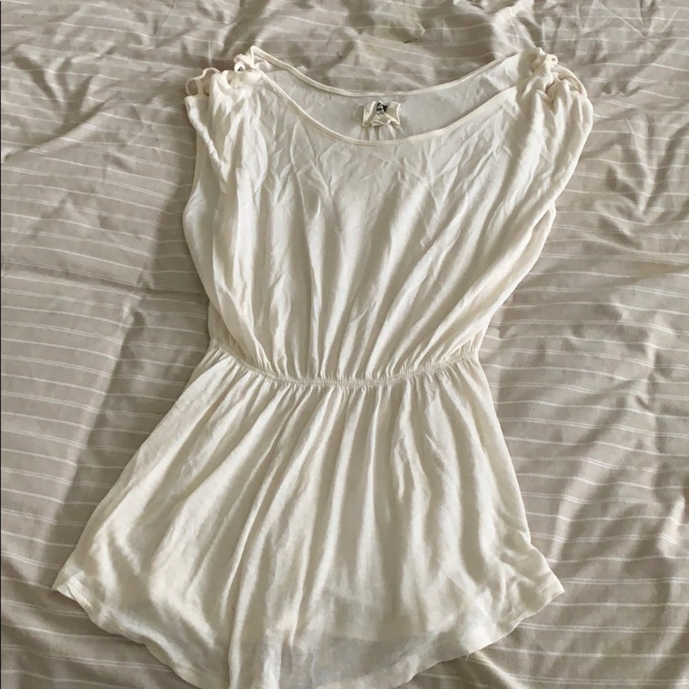 Women’s quicksilver cream blouse